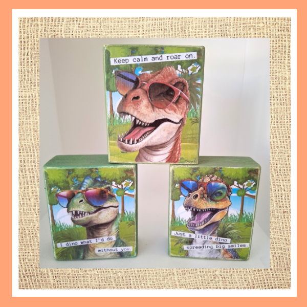 Dinosaurs Desk Sitters
