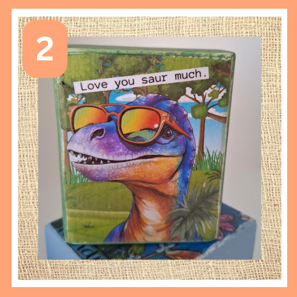 Dinosaurs Desk Sitters